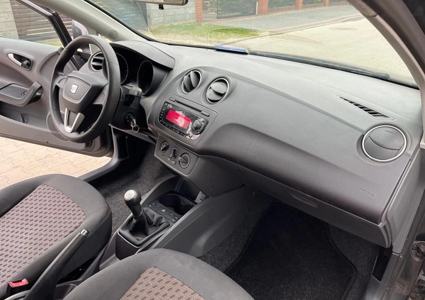Seat Ibiza cena 12500 przebieg: 193000, rok produkcji 2008 z Koło małe 121